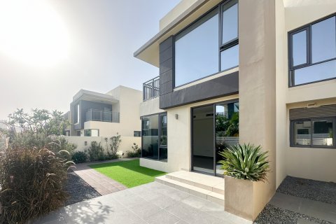 Rumah bandar di Dubai Hills Estate, Dubai, UAE 4 bilik tidur, 228.76 meter persegi № 750571