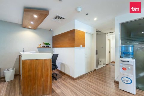 Biuro do wynajęcia w Dubai, ZEA 102.6 mkw., nr 766328 - zdjęcie 18