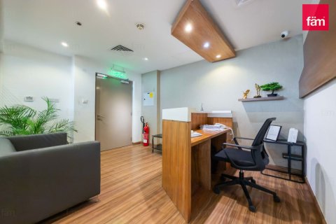 Biuro do wynajęcia w Dubai, ZEA 102.6 mkw., nr 766328 - zdjęcie 14