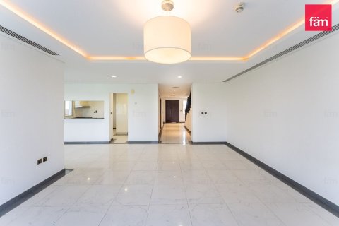 ویلا برای اجاره در Dubai، امارات متحده عربی 4 خوابه ، 348.7 متر مربع ، شماره 705939 - تصویر 2