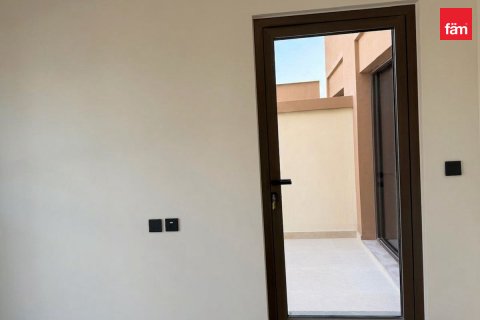 Dubai, UAE의 임대용 타운하우스 침실 4개, 144제곱미터 번호 738856 - 사진 9