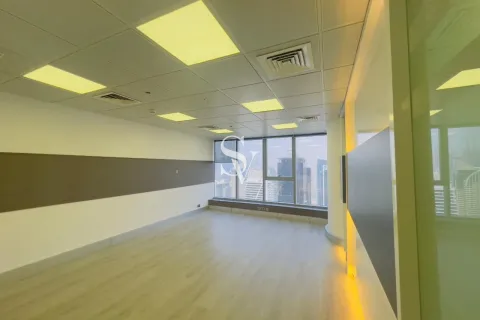 Office in Jumeirah Lake Towers, Dubai, UAE 107 sq.m. № 720255 - photo 16