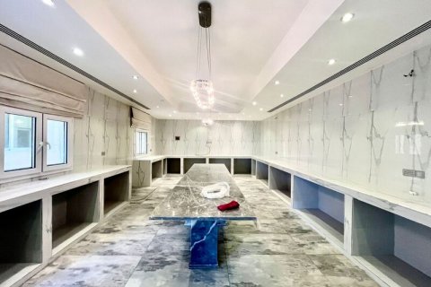Вилла Аль-Барша, Дубай, БАӘ-да 6 жатын бөлмелер, 1393.5 м² № 637537 - фото 18