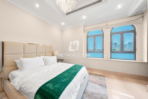Vilă de închiriat în Palm Jumeirah, Dubai, EAU 7 dormitoare, 1245 mp.  №663924 - poză 18