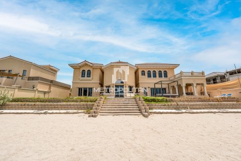 Vilă de închiriat în Palm Jumeirah, Dubai, EAU 7 dormitoare, 1245 mp.  №663924 - poză 29