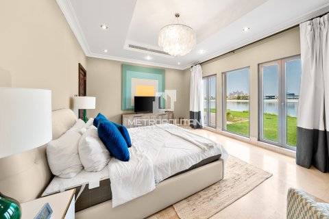 Vilă de închiriat în Palm Jumeirah, Dubai, EAU 7 dormitoare, 1245 mp.  №663924 - poză 15