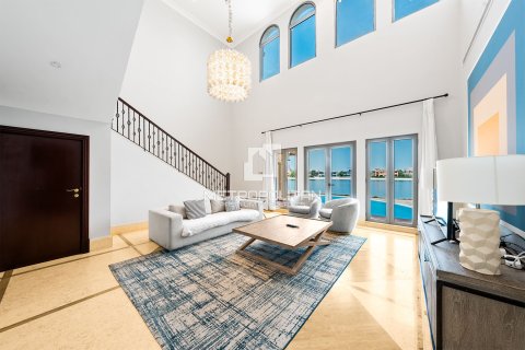 Vilă de închiriat în Palm Jumeirah, Dubai, EAU 7 dormitoare, 1245 mp.  №663924 - poză 6