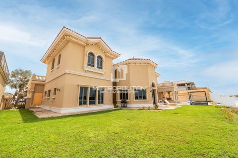 Vilă de închiriat în Palm Jumeirah, Dubai, EAU 7 dormitoare, 1245 mp.  №663924 - poză 3