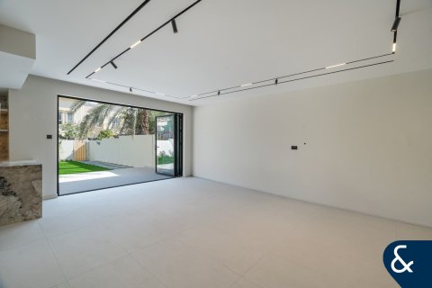 Vila v The Springs, Dubai, SAE 3 spálne, 228 m2 č. 688682