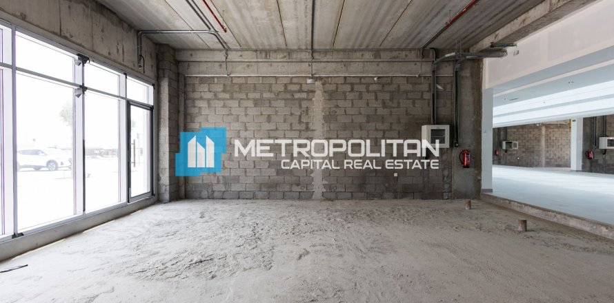 Veikals Khalifa City, Abu Dhabijā, AAE 57 m2 Nr. 687182