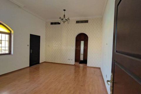 Al Barsha, Dubai, UAE의 임대용 빌라 침실 5개, 1394제곱미터 번호 726406 - 사진 9