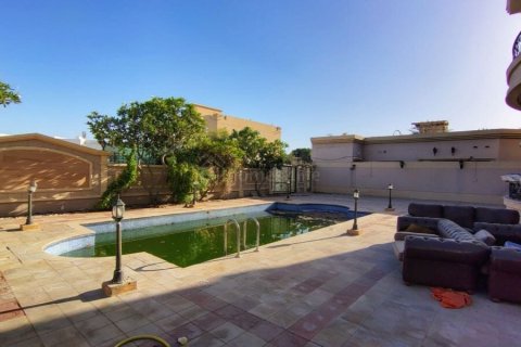 Al Barsha, Dubai, UAE의 임대용 빌라 침실 5개, 1394제곱미터 번호 726406 - 사진 5