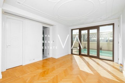 Appartement te koop in Bur Dubai, Dubai, VAE 2 slaapkamers, 345.63 vr.m., nr 637697 - foto 17