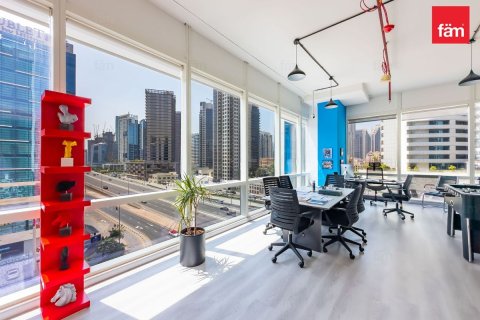 Business Bay, Dubai, BAE’de ofis 40.1 m&sup2; No 765955