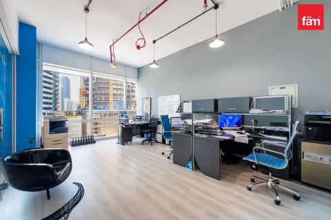 Zyrë në Business Bay, Dubai, Emiratet e Bashkuara Arabe 40.1 m2. № 765955 - Foto 6