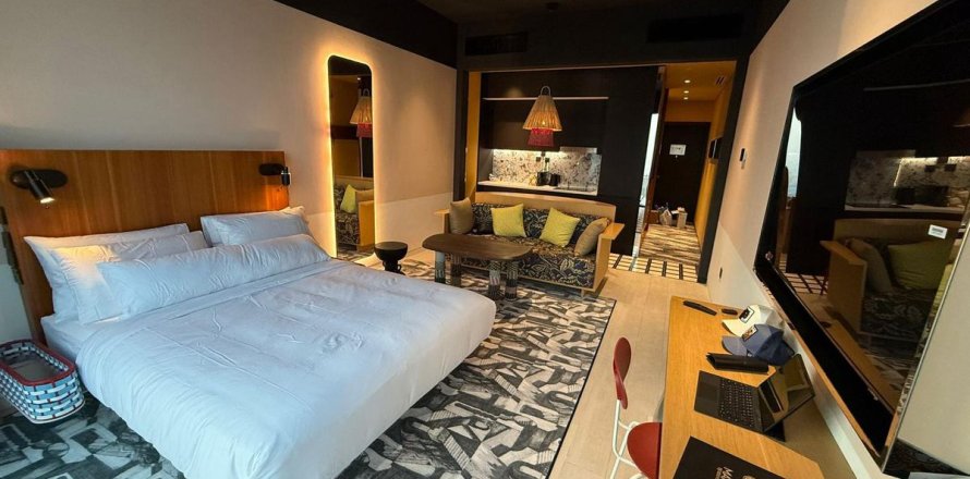 Apartment in Business Bay, Dubai, UAE 40.8 sq.m. № 769244