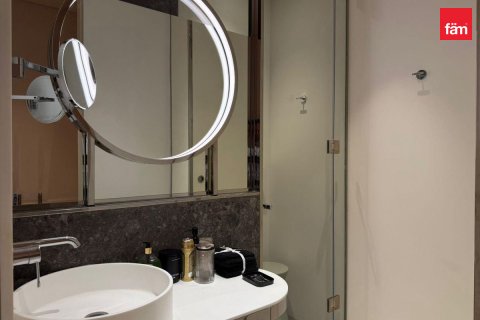 Apartment in Business Bay, Dubai, UAE 40.8 sq.m. № 769244 - photo 5