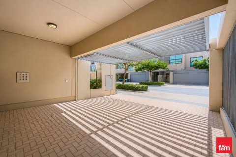 Villa in Meydan, Dubai, UAE 4 bedrooms, 307.5 sq.m. № 713570 - photo 27