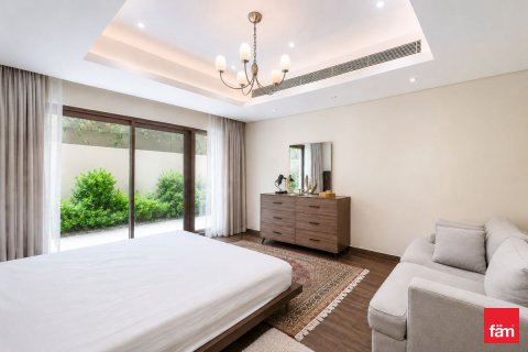 Villa in Meydan, Dubai, UAE 4 bedrooms, 307.5 sq.m. № 713570 - photo 8