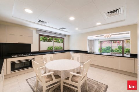 Villa in Meydan, Dubai, UAE 4 bedrooms, 307.5 sq.m. № 713570 - photo 5