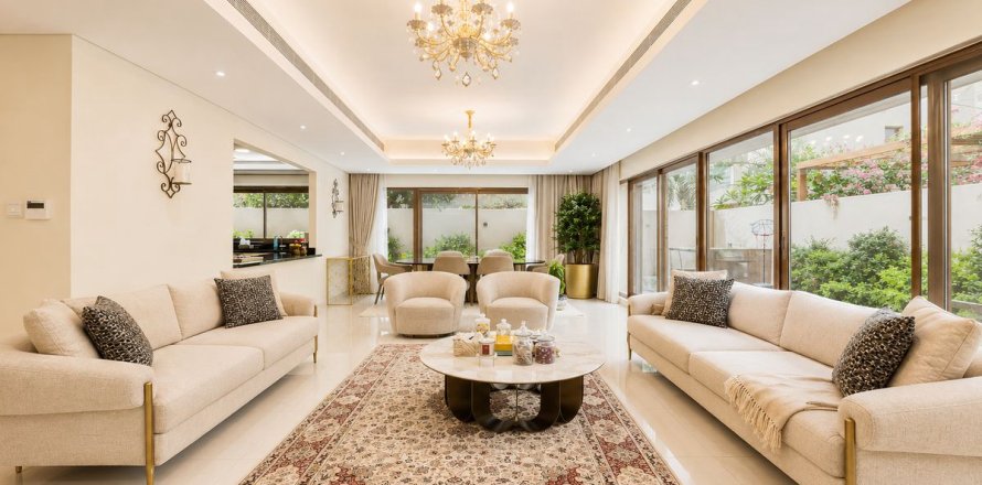 Villa in Meydan, Dubai, UAE 4 bedrooms, 307.5 sq.m. № 713570