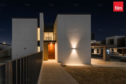 Villa zum Verkauf in Dubai, VAE 4 Schlafzimmer, 351.7 m2 Nr. 713569 - Foto 10