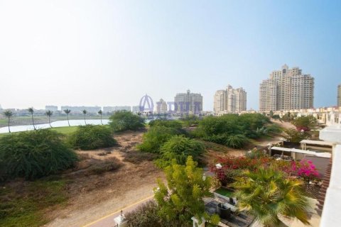 Városi lakóépület itt: Al Hamra Village, Ras Al Khaimah, EAE, 4 hálószoba, 255.5 m², azonosító: 709454 - fénykép 2