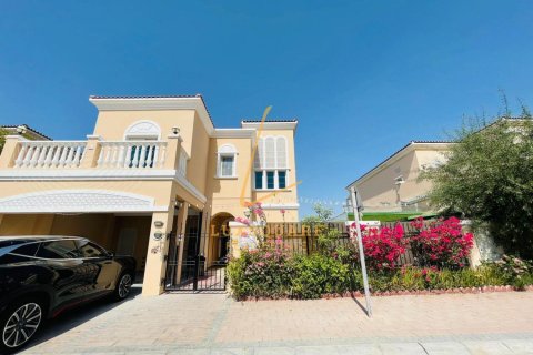 Villa in Jumeirah Village Circle, Dubai, VAE: 3 Schlafzimmer, 729 m2 Nr. 763885