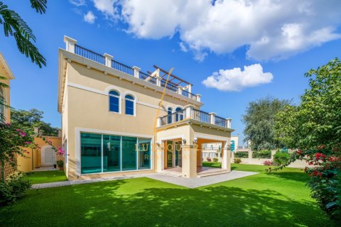 Vila v Jumeirah Park, Dubai, SAE 4 spálne, 611 m2 č. 763888 - Fotografia 11