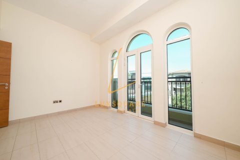 Vila v Jumeirah Park, Dubai, SAE 4 spálne, 611 m2 č. 763888 - Fotografia 17