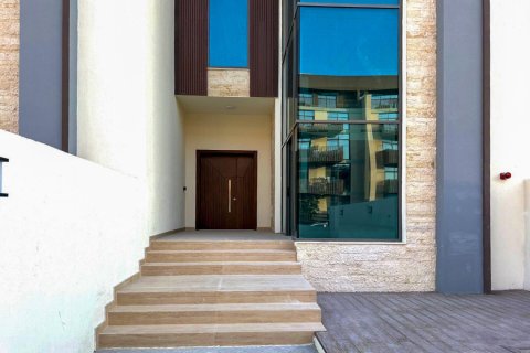 Müüa villa asukohaga Dubai, AÜE: 4 magamistoaga, 259 m² Nr 735969 - pilt 16
