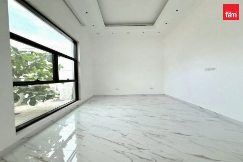 Dubai, BAE’de kiralık villa 5 yatak odası, 930.2 m² No 761021 - fotoğraf 15