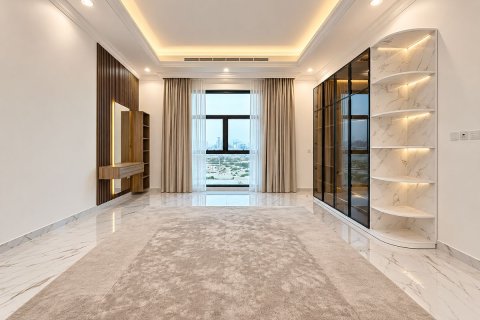 Vila v Dubai, SAE 5 spální, 930.2 m2 č. 761021