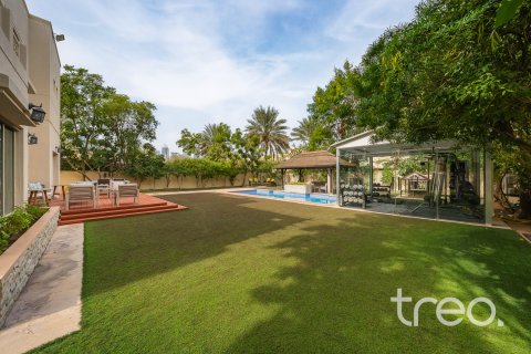 Βίλα σε Meadows, Dubai, ΗΑΕ 4 υπνοδωμάτια, 812.07 τ.μ. Αρ. 733424 - φωτογραφία 17