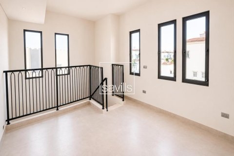 Vila v Khalifa City, Abu Dhabi, SAE 3 ložnice, 374.96 m² Č.: 764815 - fotografie 6