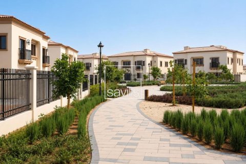 Vila v Khalifa City, Abu Dhabi, SAE 3 ložnice, 374.96 m² Č.: 764815 - fotografie 13