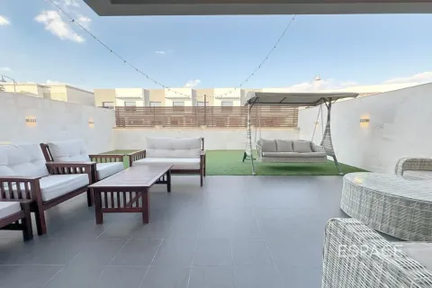 Adosado en alquiler en Al Furjan, Dubai, EAU 4 dormitorios, 251 m2 № 738233 - foto 19