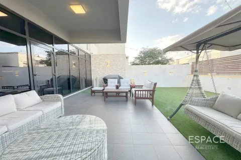 Adosado en alquiler en Al Furjan, Dubai, EAU 4 dormitorios, 251 m2 № 738233 - foto 18