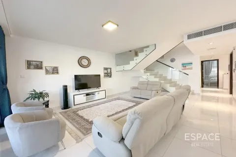 Adosado en alquiler en Al Furjan, Dubai, EAU 4 dormitorios, 251 m2 № 738233 - foto 3