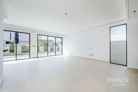 Villa til leje i Tilal Al Ghaf, Dubai, UAE 4 soveværelser, 373 kvm № 738232 - foto 6