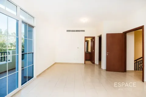 Vila di The Lakes, Dubai, UEA 3 kamar tidur, 209 m2 nomor 738228 - foto 11