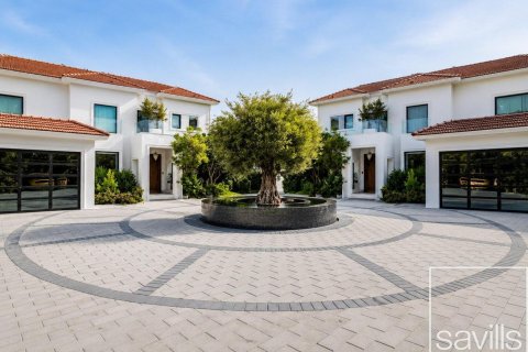 Вилла в Jumeirah Islands, Дубай, ОАЭ 4 спальни, 1025.93м2 № 764730