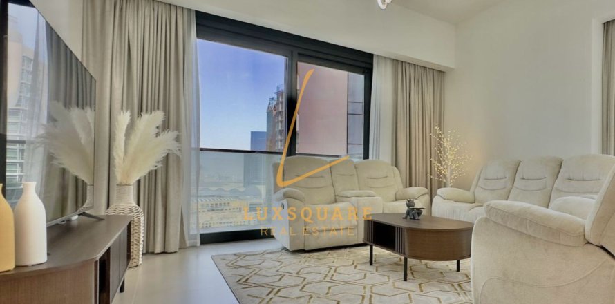 דירה ב Downtown Dubai (Downtown Burj Dubai), Dubai, איחוד האמירויות 3 חדרי שינה, 172 מ"ר מספר 735975