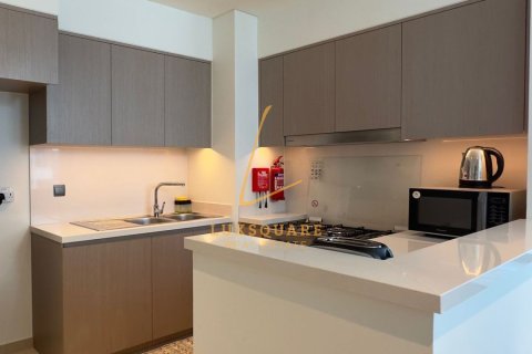 דירה להשכרה ב Downtown Dubai (Downtown Burj Dubai), Dubai, איחוד האמירויות  3 חדרי שינה, 172 מ"ר, מספר 735975 - תמונה 2