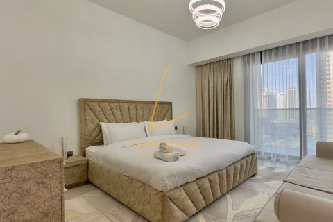 דירה להשכרה ב Downtown Dubai (Downtown Burj Dubai), Dubai, איחוד האמירויות  3 חדרי שינה, 172 מ"ר, מספר 735975 - תמונה 9