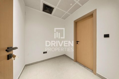 Lägenhet uthyres i Jumeirah Village Circle, Dubai, UAE 3 sovrum, 221.39 kvm Nr. 768066 - fotografi 2