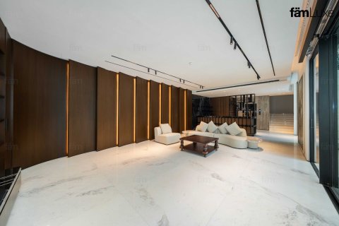 Villa til salgs i Dubai, Emiratene 5 soverom, 690.4 kvm Nr. 682183 - Foto 13