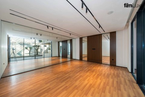 Villa til salgs i Dubai, Emiratene 5 soverom, 690.4 kvm Nr. 682183 - Foto 6