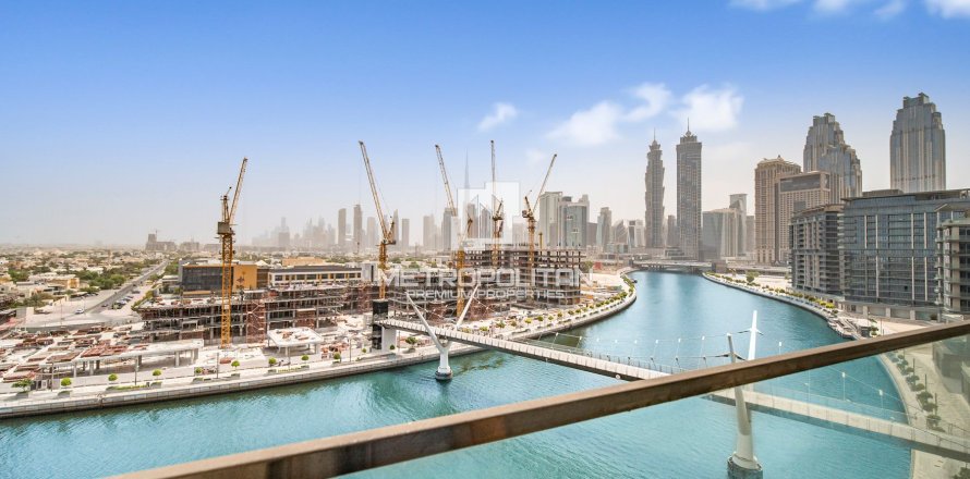 Appartamento a Al Wasl, Dubai, EAU 2 camere da letto, 144 mq. № 663719