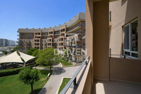 Huoneisto Motor City, Dubai, Arabiemiraatit 3 makuuhuonetta, 224.18 m2 № 759668 - kuva 17